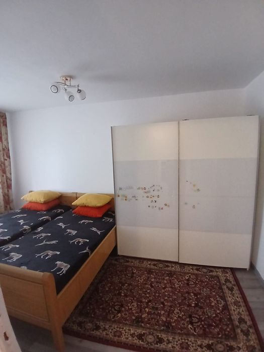Vand apartament 3 camere