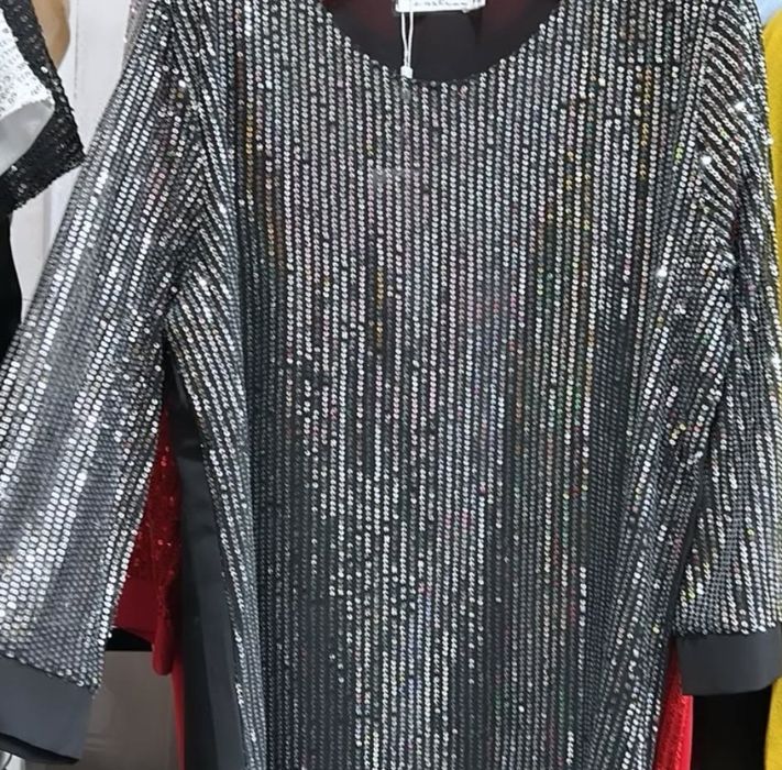 Блузки с паетками