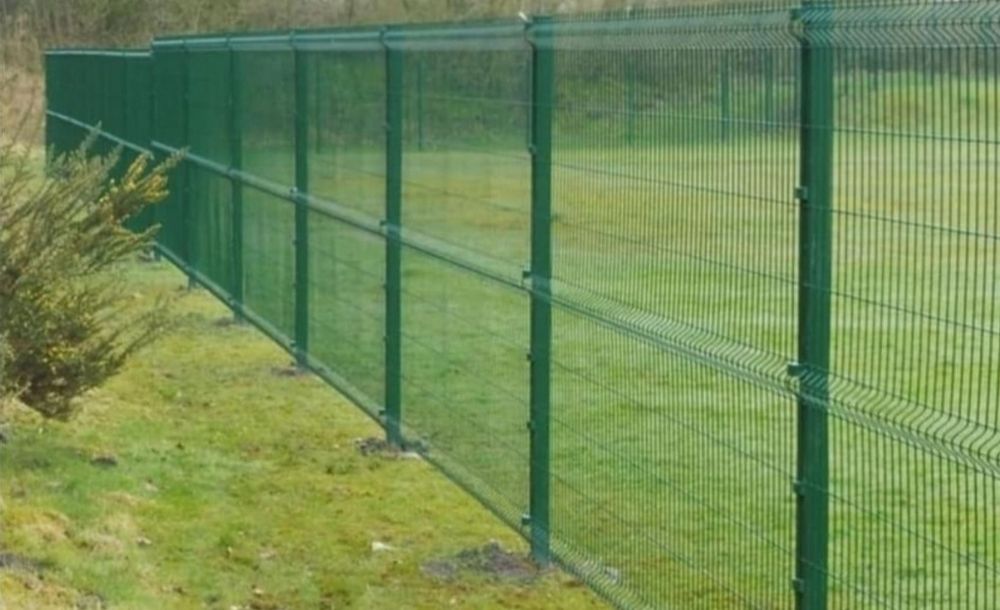 Construim garduri la comanda clientului