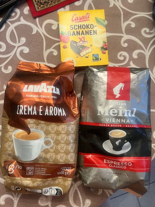 Cafea Lavazza & Julius