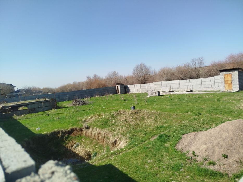 Продаётся земля 5 соток