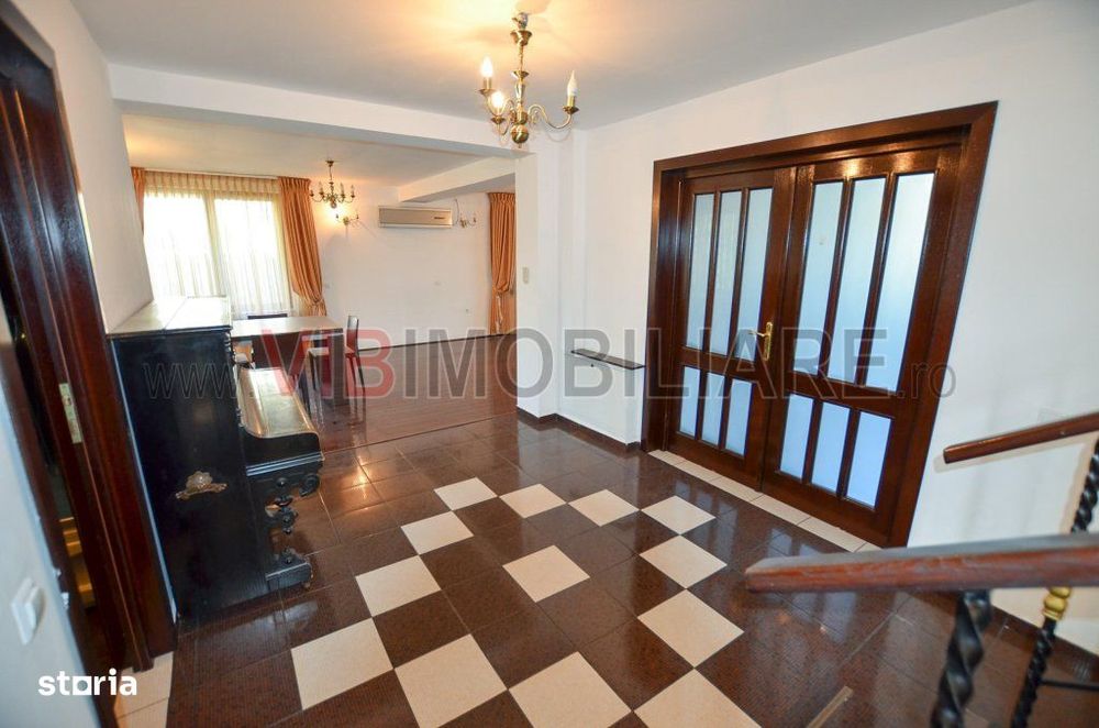 Vila P+1+M 7 camere - 310 mpc - PIPERA