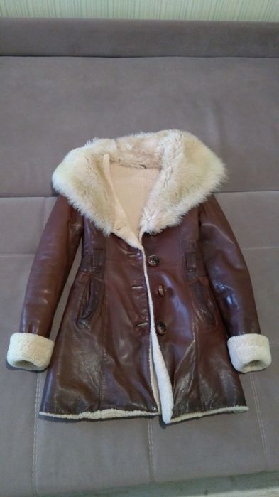 Женская дубленка