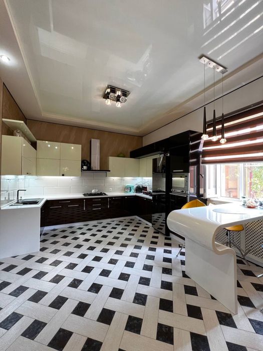 Продается евродом 6 сот Яшнабадский р-н ул.Аслобод (бывш.Слонима)