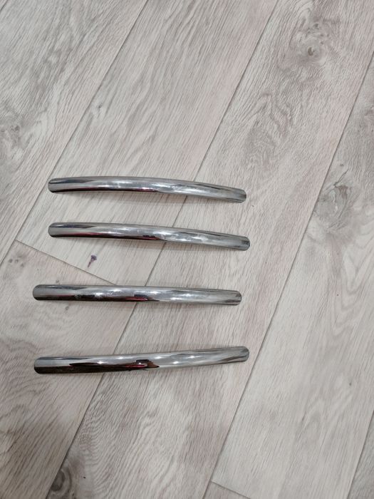 Ручки мебельные металлические