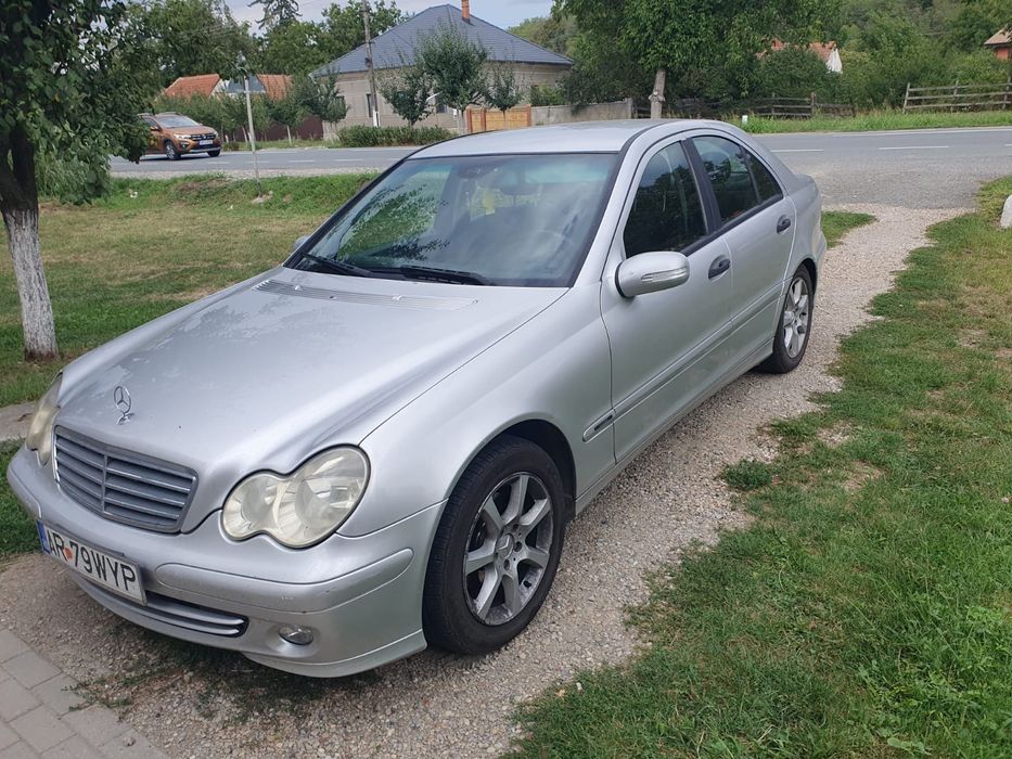 Mercedes c class w 203