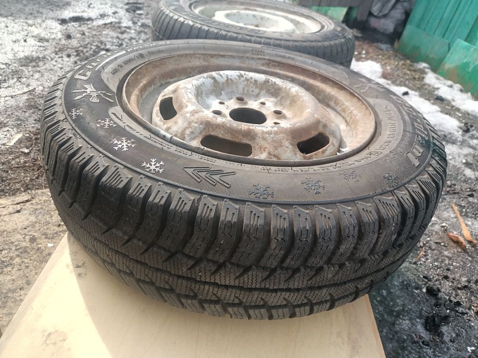 Продам зимние шины