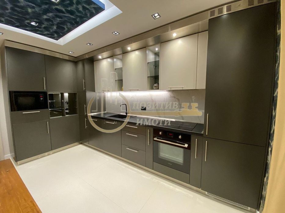 Дава се под наем Тристаен апартамент в София, Дианабад - 98 кв.м за 1550 € - Снимка #3