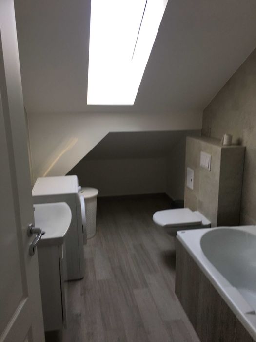 Proprietar, inchiriez apartament cu 3 camere, 101 mp, Dumbravita (Timisoara)