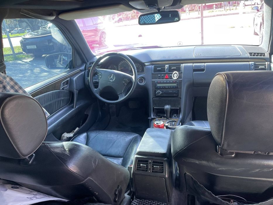 Mercedes-Benz W210 Avantgard
Йили: 1998
Мотор: 2.3 компрессор
Пробег: