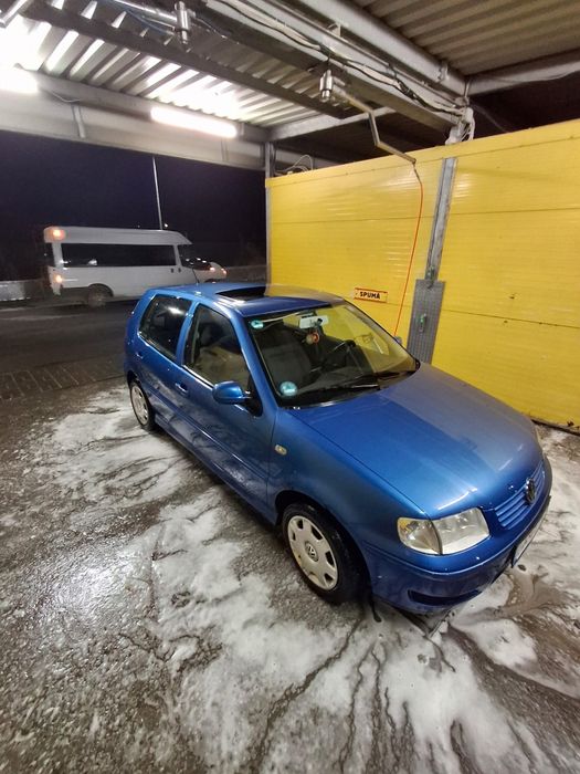 Vând  Polo  650 eur