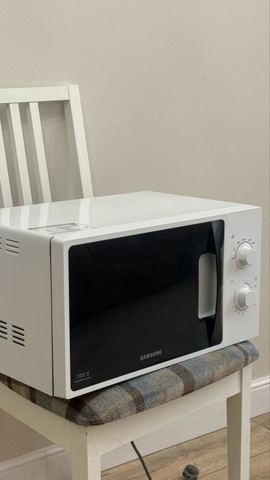 микроволновую печь Samsung