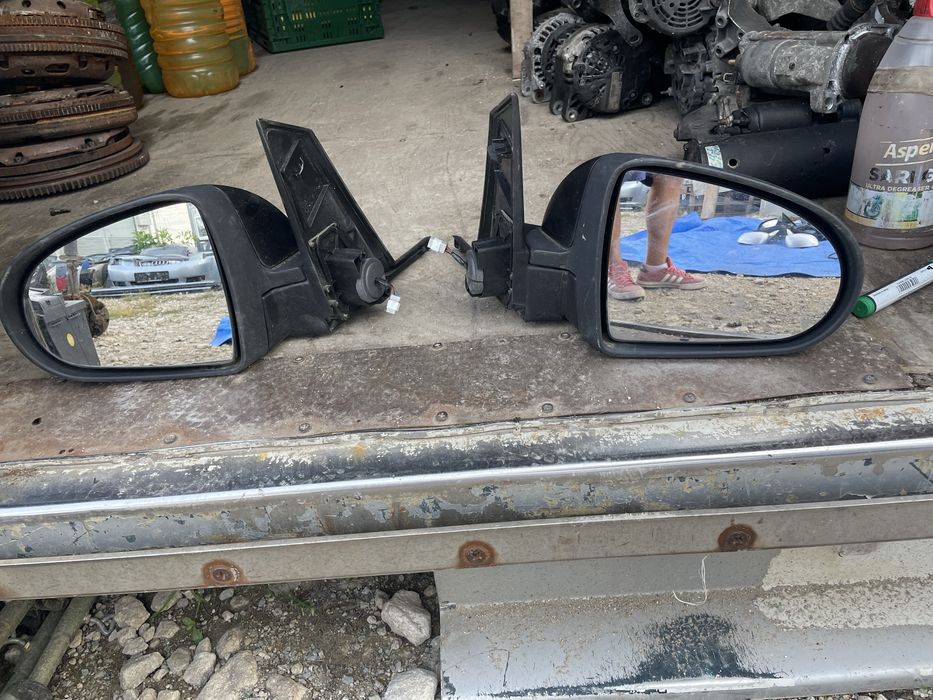 Дясно Странично ел.огледало за Мицубиши Колт 08-12г