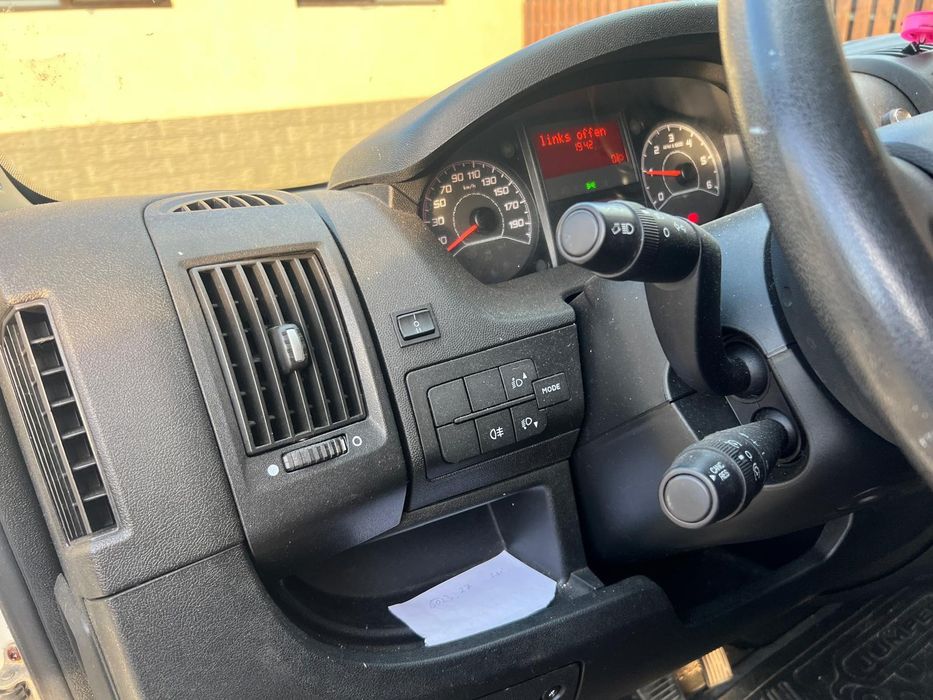 Citroen Jumper 2.2 Diesel 130 CP – 2014 – 6 locuri – AC – Pilot – 6 viteze