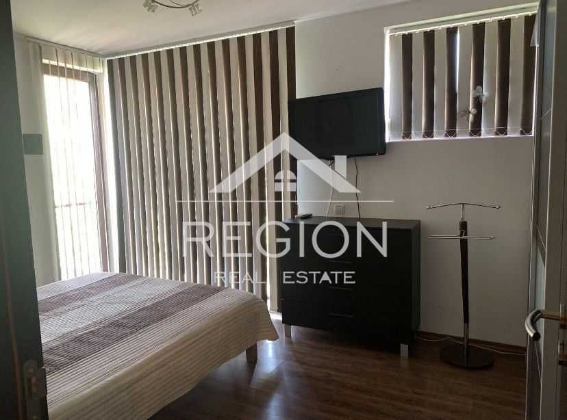 Дава се под наем Тристаен апартамент в Варна, Бриз - 128 кв.м за 700 € - Снимка #3