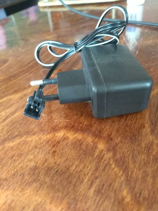Продам разные зарядные устройства