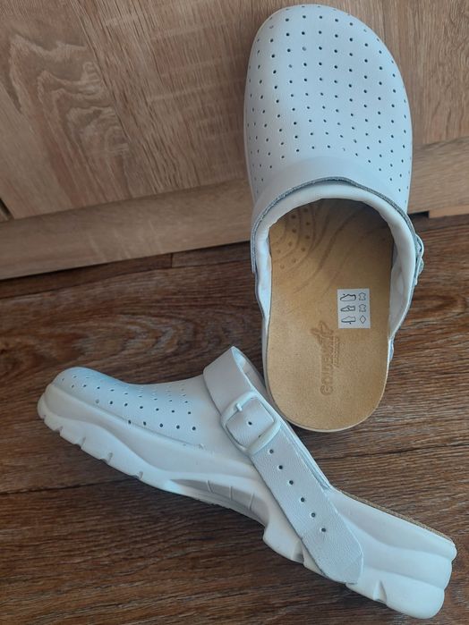 Медицински чехли 40 н.