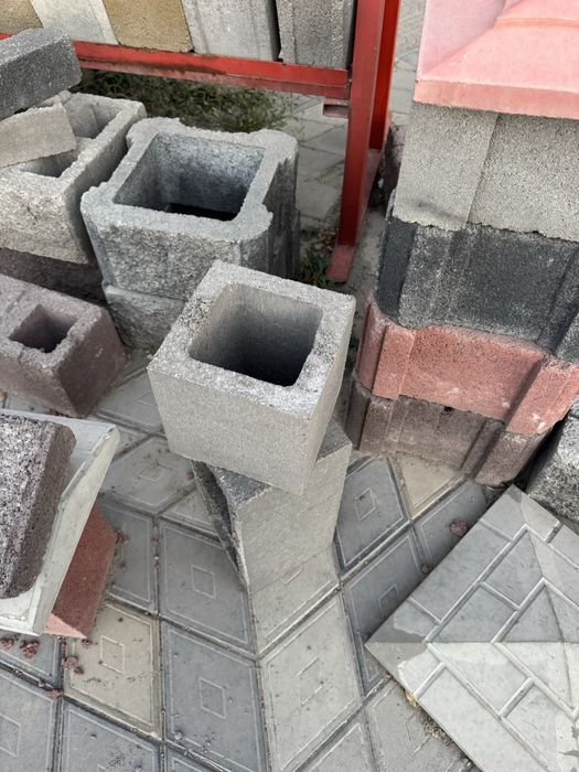 Сплитерный блок стеноаой заборный