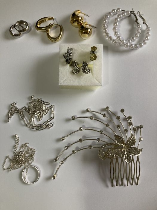 Лот: бижута.