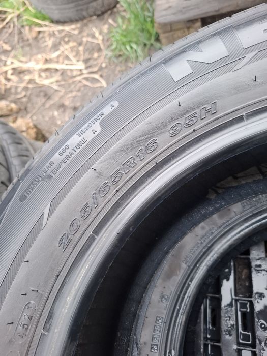 Vand 2 anvelope 205 65 16 nexen de vara bune dot 2021