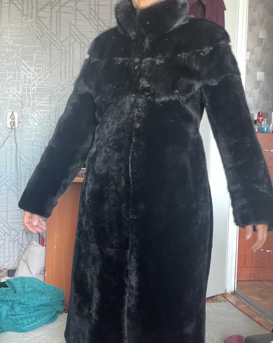 Шуба нутон, воротник норка,