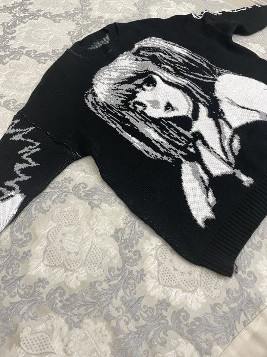 Свитер с Мисой