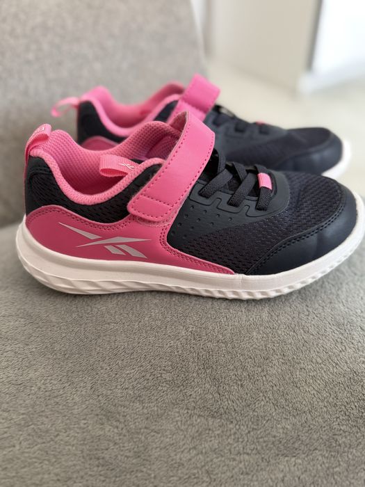 Adidasi fetita nr 32 (20,5)  purtati foare putin