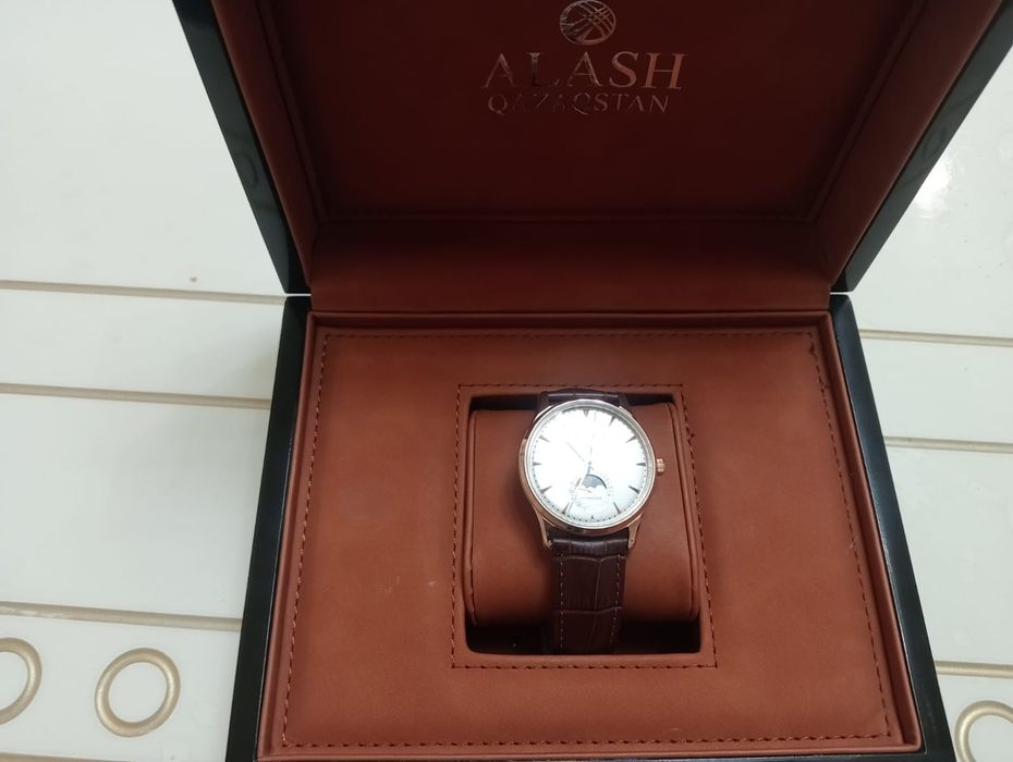 Бағасы 60000, келісім бар. Алаш сағаты, пайдаланылмаған,