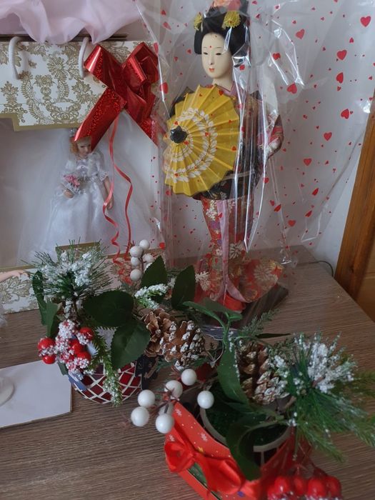 Куклы коолекционные  подарочные разные