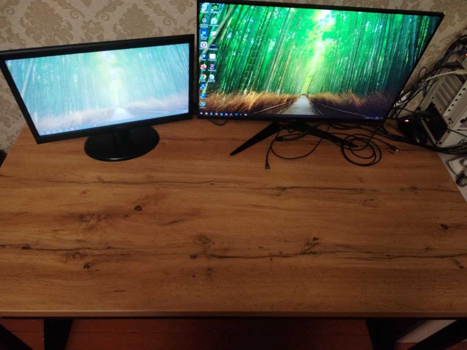 Стол 135×70, металлический каркас, крепкий (под ПК/офис)