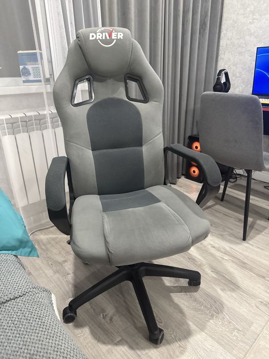Игровое кресло Tetchair 19291 DRIVER, серый