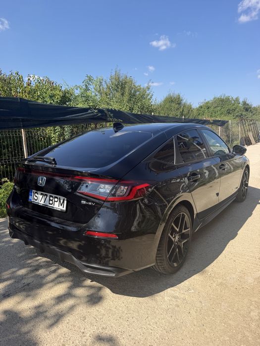 Honda Civic 2025 2.0 HIBRID 2600 KM usor avariat / avariate / lovit / lovite