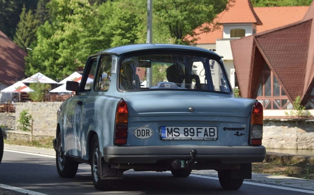 De închiriat Trabant pentru nunți , ședințe foto și alte evenimente