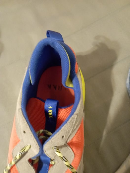 Vând adidași Germania