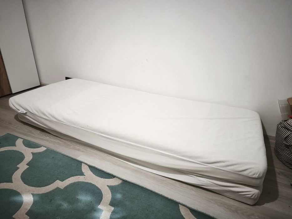 Saltele Ikea 90x200 + huse impermeabile