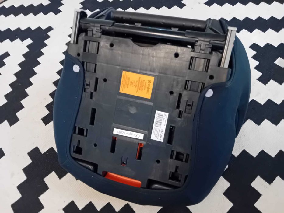 Inălțător auto Cybex 9-18 kg pentru copii