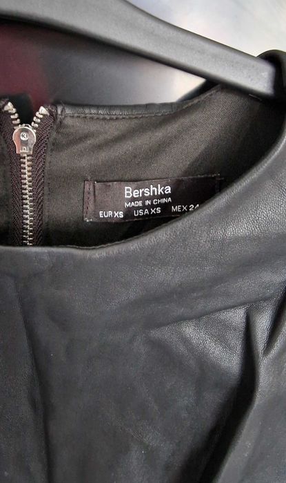 Rochie neagra mulata piele Bershka XS