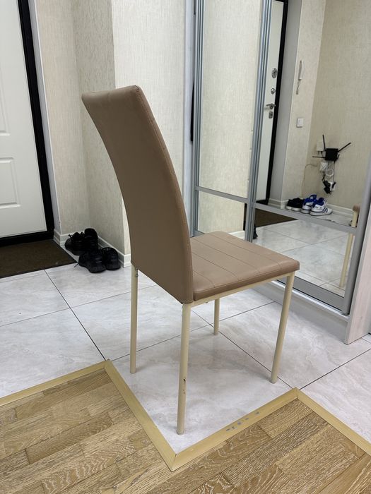 Стулья кухонные — 3 шт.