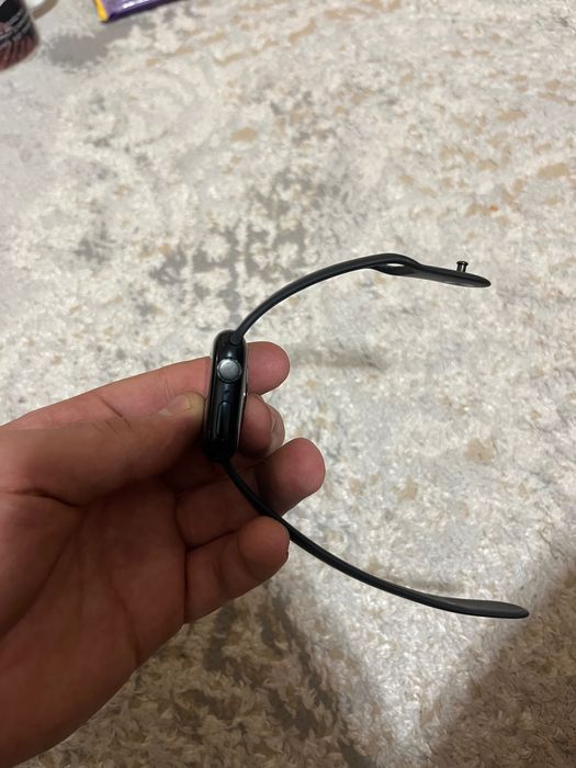 Продаю Apple Watch Series 7 41mm