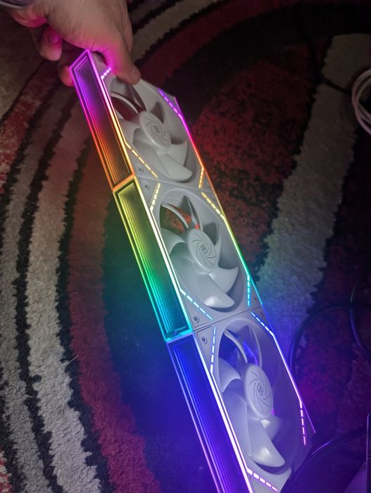 NOU ‼️ Set 3 ventilatoare Thermalright RGB - pentru AiO /Carcasa !
