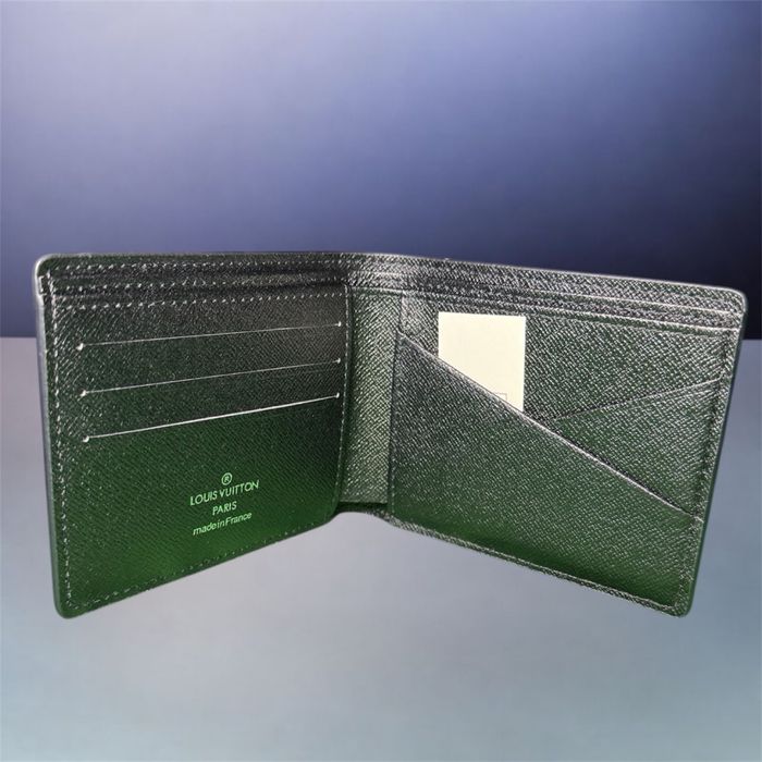 Portofel LV-nou fara cutie