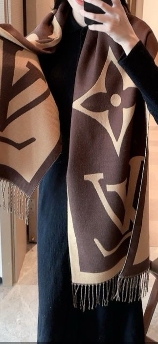 Fular Louis Vuitton, model 2026, 2 modele