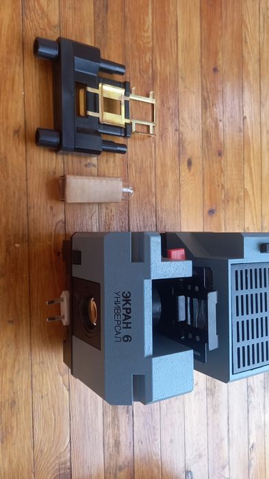 Проэктор, Экран 6 универсал