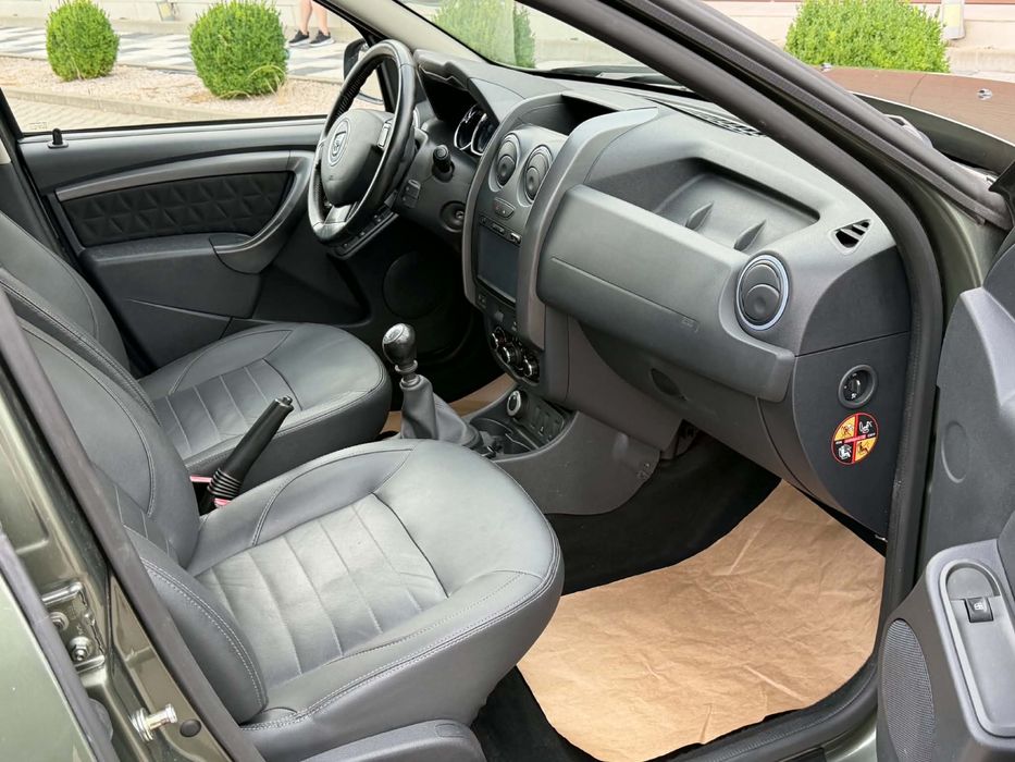 Dacia duster 4x4 1.5 DCI 2015 full recent adus