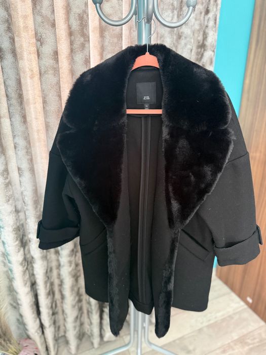 Дамско палто River Island