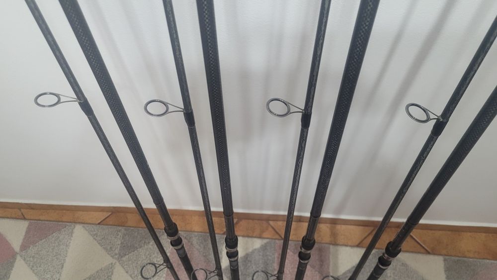 Vand 4 lansete SHIMANO TX5 de 3.90m și 3.5lb (primul model)