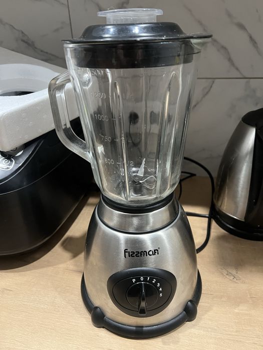 Блендер Fissman F67