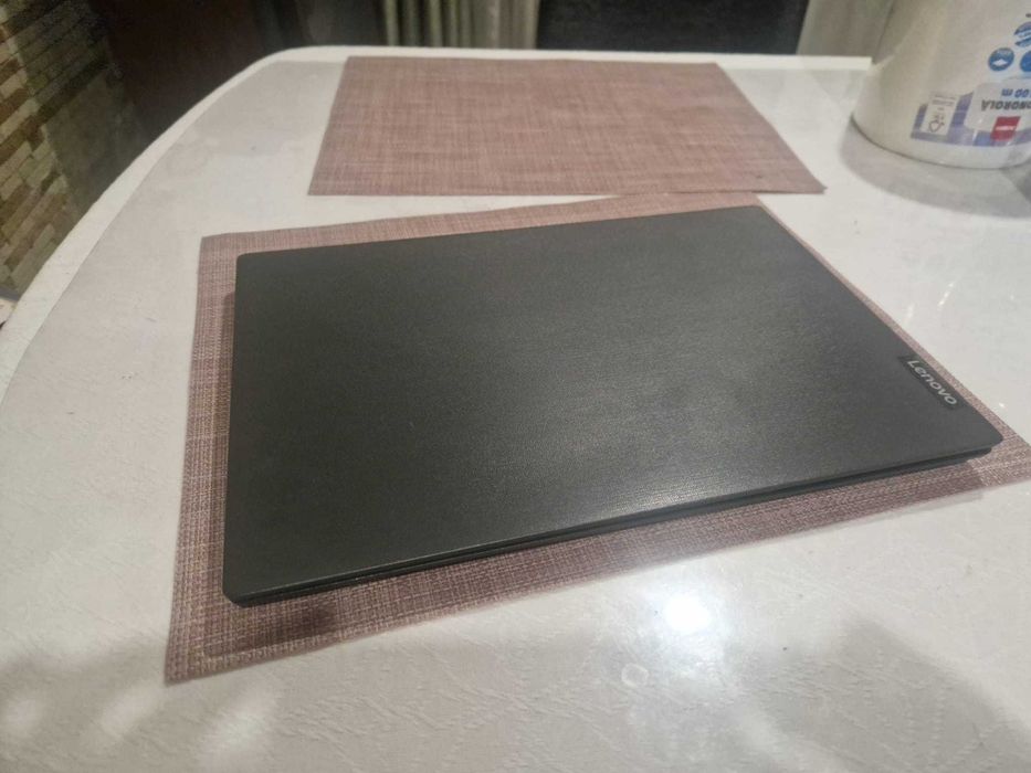 Lenovo IdeaPad 3 15IIL05