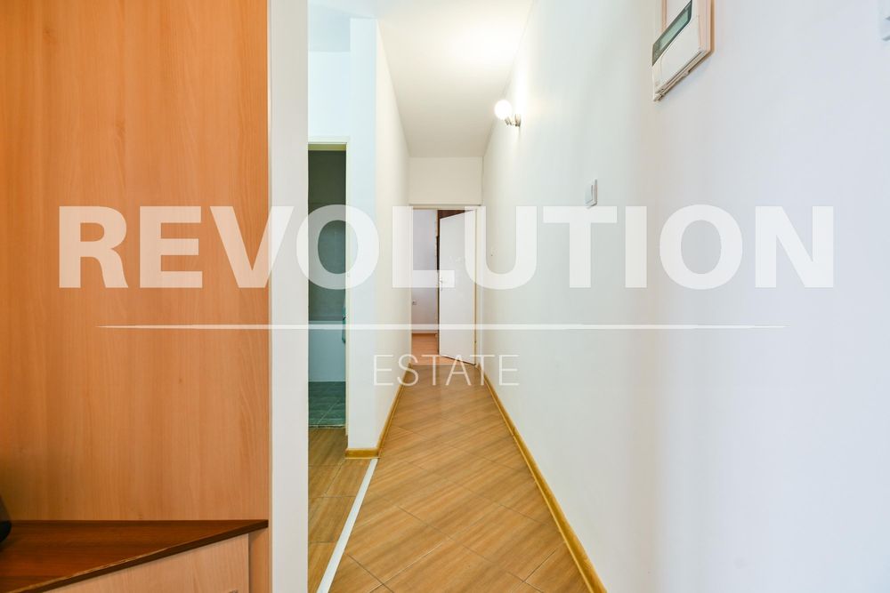 Дава се под наем Двустаен апартамент в София, Зона Б-5 - 78 кв.м за 750 € - Снимка #3