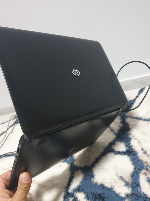 Netbook sotladi holati yaxshi